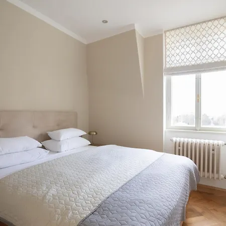 Apartamento Husova 87 Rosewood